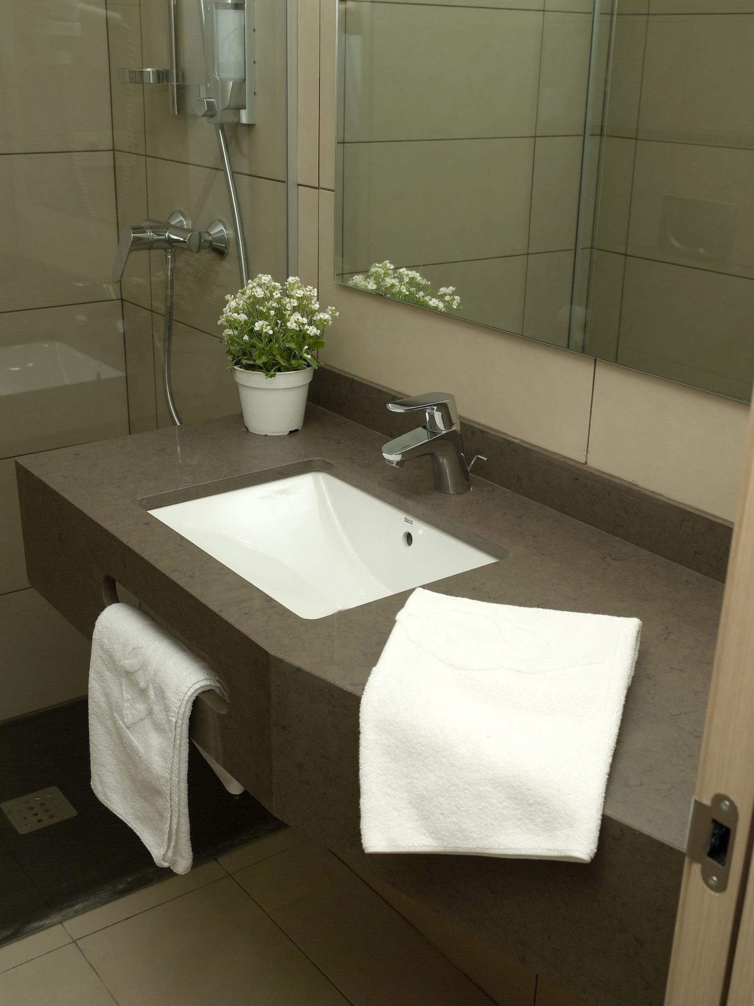 Almirall Apartaments Лорет де Мар Екстериор снимка